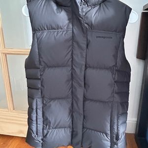 Patagonia Down With It Vest w Removable Hood